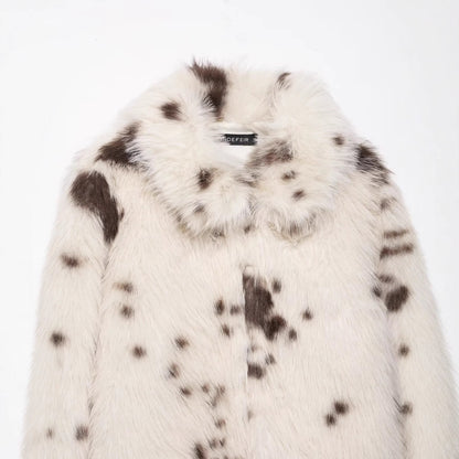 Women's collar long sleeved faux fur effect jacket